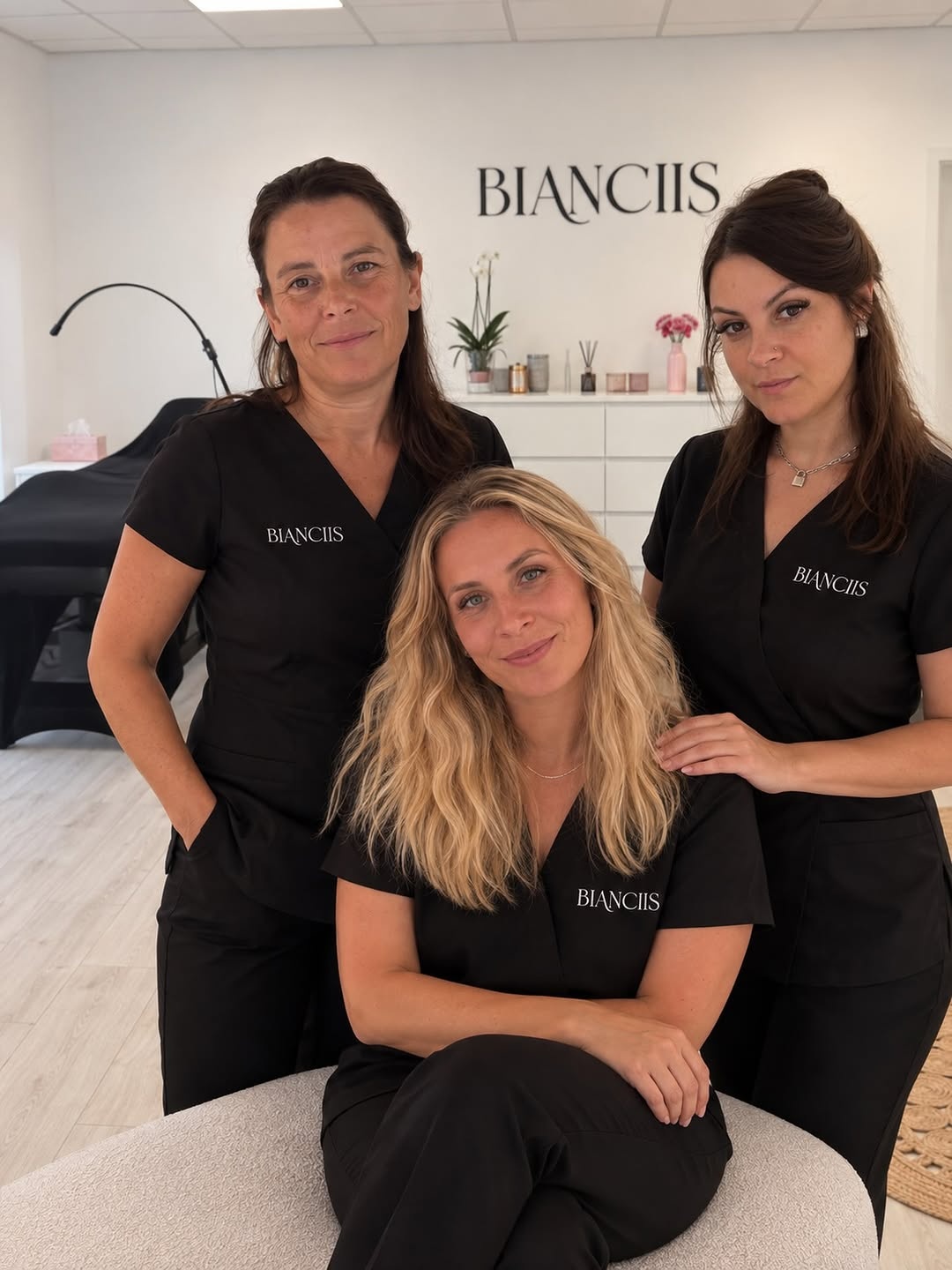 Emma, Stéphanie et l'équipe Biancils